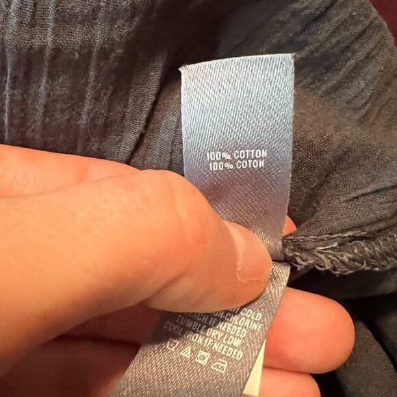 3 for $30! Aerie grey button down shirt. Size Small - Picture 7 of 13